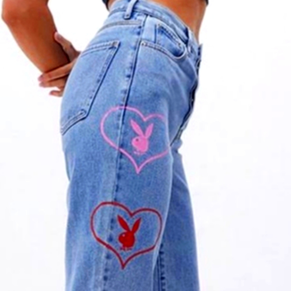 PACSUN PLAYBOY BOYFRIENDWomen's Straight Leg Jeans with Heart Accents!!